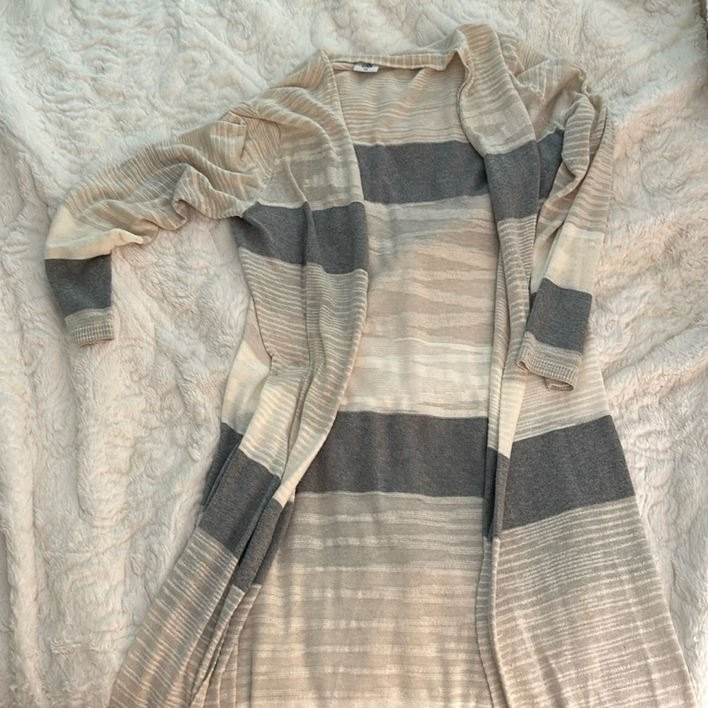 Cabi long light sweater